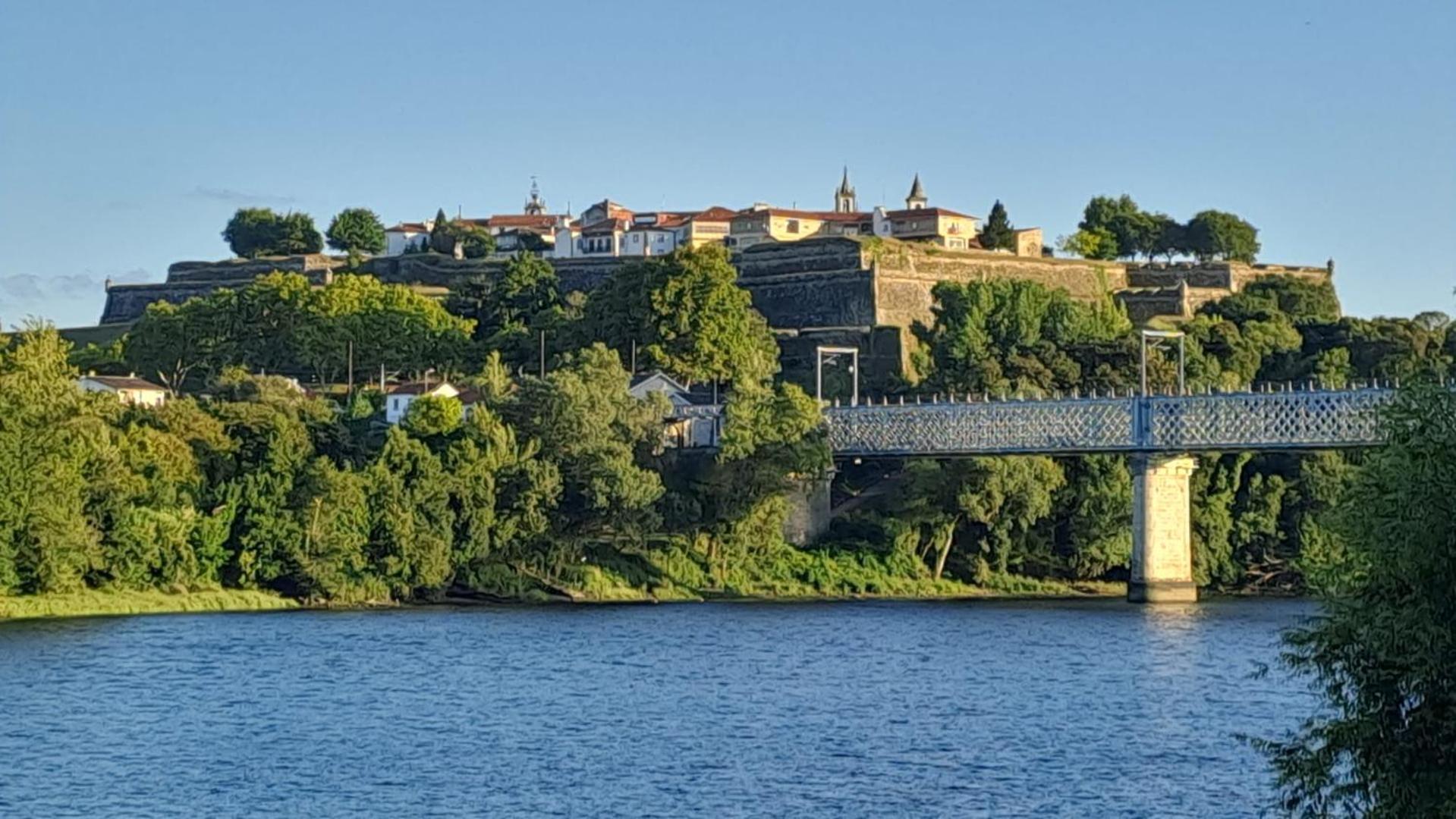 Casita A Estrenar En Finca Con Rio Proxima A Tui, Gondomar Y Portugal. Экстерьер фото