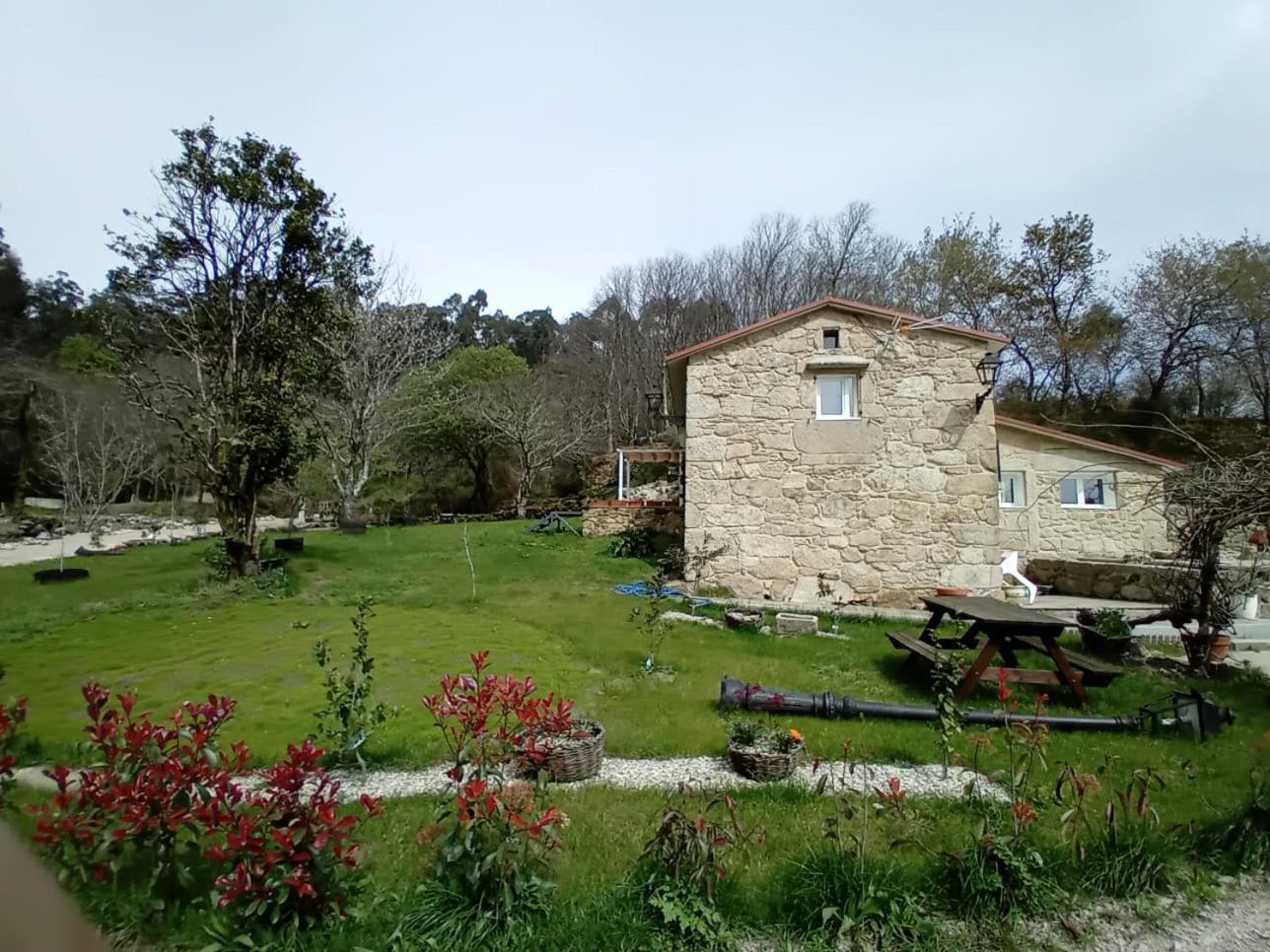 Casita A Estrenar En Finca Con Rio Proxima A Tui, Gondomar Y Portugal. Экстерьер фото