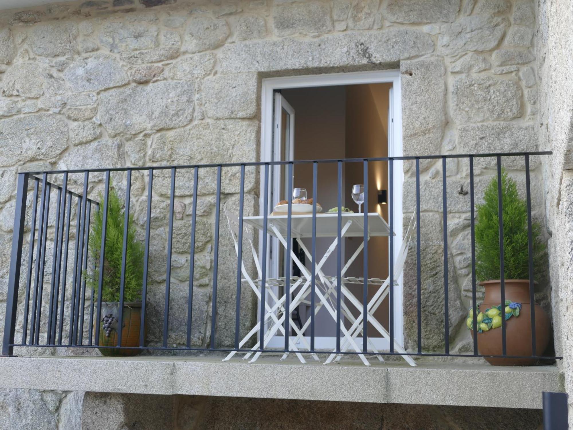 Casita A Estrenar En Finca Con Rio Proxima A Tui, Gondomar Y Portugal. Экстерьер фото